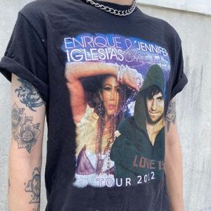 2012 Enrique Iglesias & Jennifer Lopez Shirt